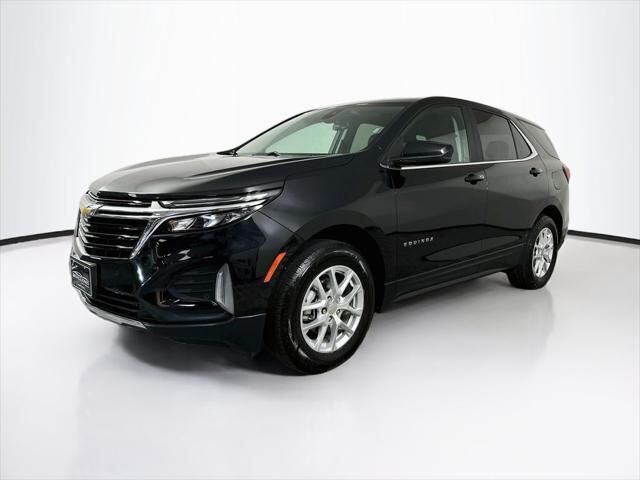 2024 Chevrolet Equinox LT — photo 1 of 13
