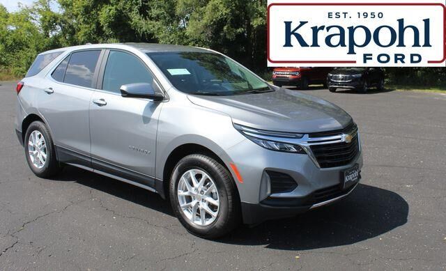 2024 Chevrolet Equinox LT — photo 1 of 13