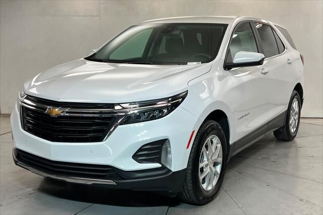 2024 Chevrolet Equinox LT — photo 1 of 13