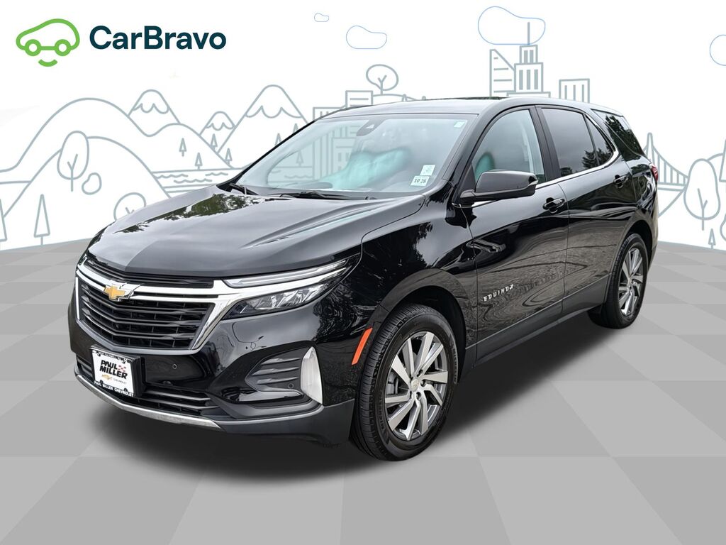 2024 Chevrolet Equinox LT — photo 1 of 6