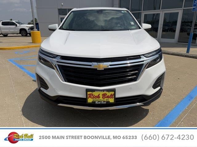 2024 Chevrolet Equinox LT — photo 1 of 24