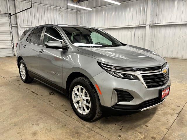2024 Chevrolet Equinox LT — photo 1 of 26