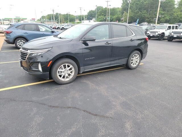2023 Chevrolet Equinox LT — photo 1 of 26
