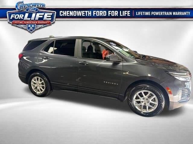 2023 Chevrolet Equinox LT — photo 1 of 13