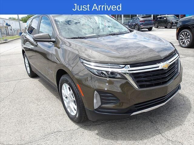 2024 Chevrolet Equinox LT — photo 1 of 18