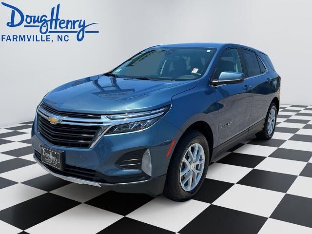 2024 Chevrolet Equinox LT — photo 1 of 13