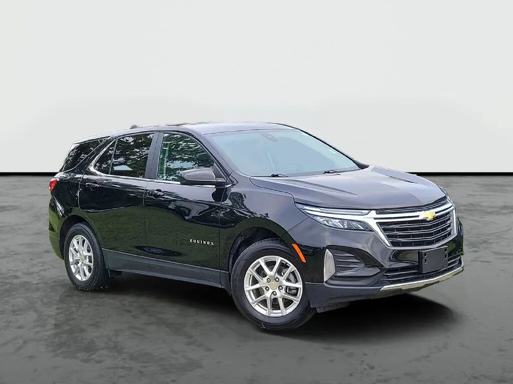 2024 Chevrolet Equinox LT — photo 1 of 13