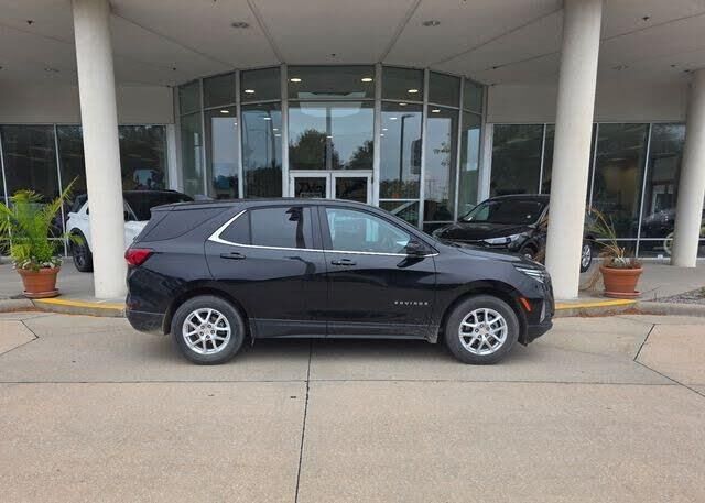 2024 Chevrolet Equinox LT — photo 1 of 1