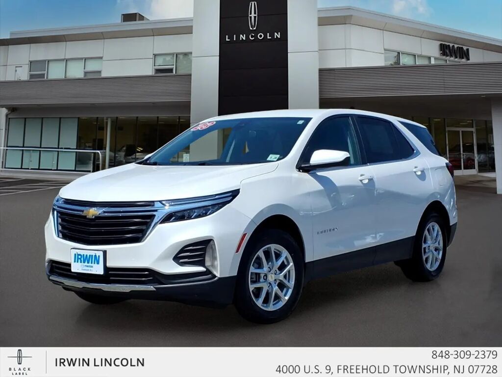2023 Chevrolet Equinox LT — photo 1 of 13