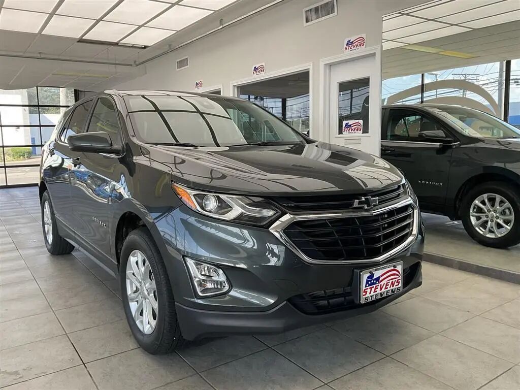 2021 Chevrolet Equinox LT — photo 1 of 13