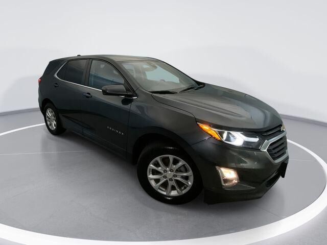 2021 Chevrolet Equinox LT — photo 1 of 15