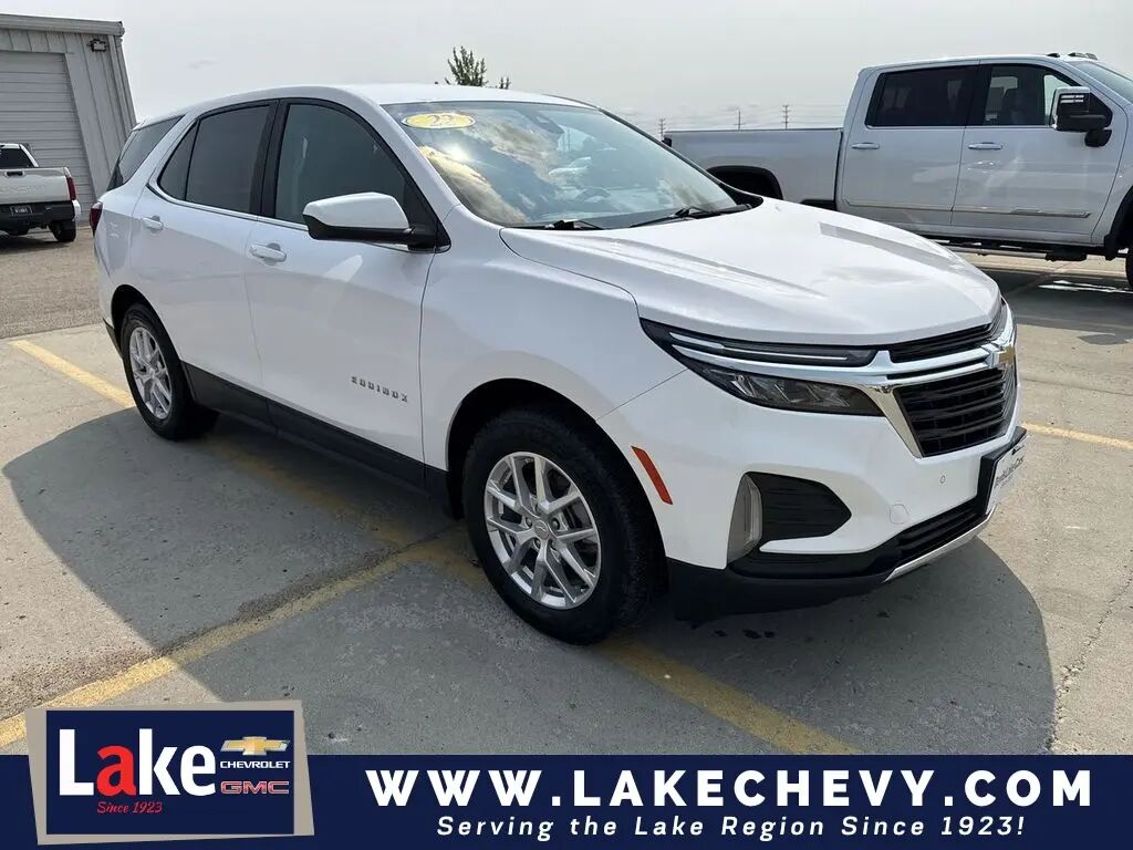 2022 Chevrolet Equinox LT — photo 1 of 13