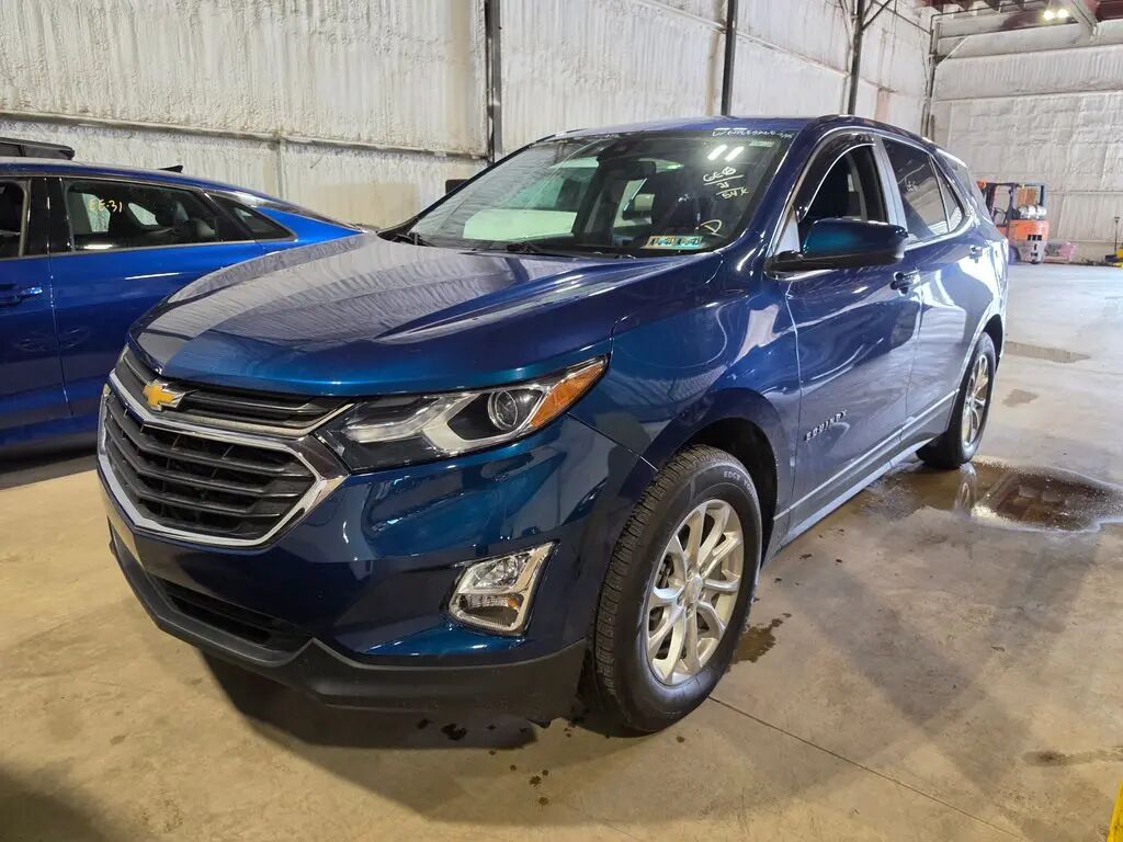 2021 Chevrolet Equinox LT — photo 1 of 35
