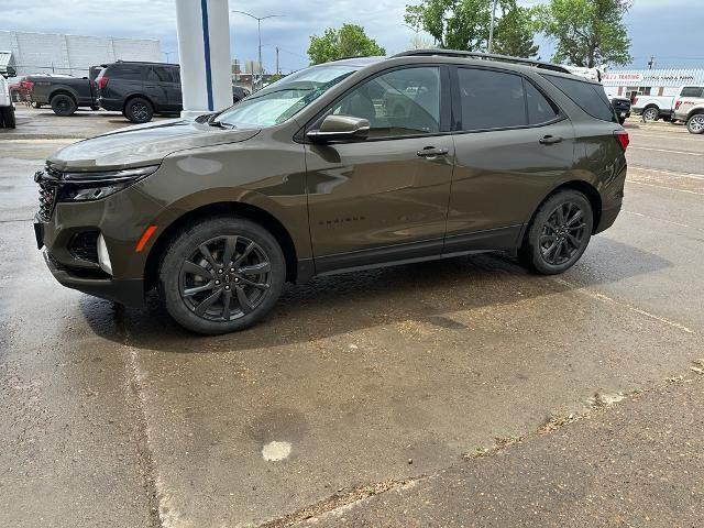 2024 Chevrolet Equinox RS — photo 1 of 13