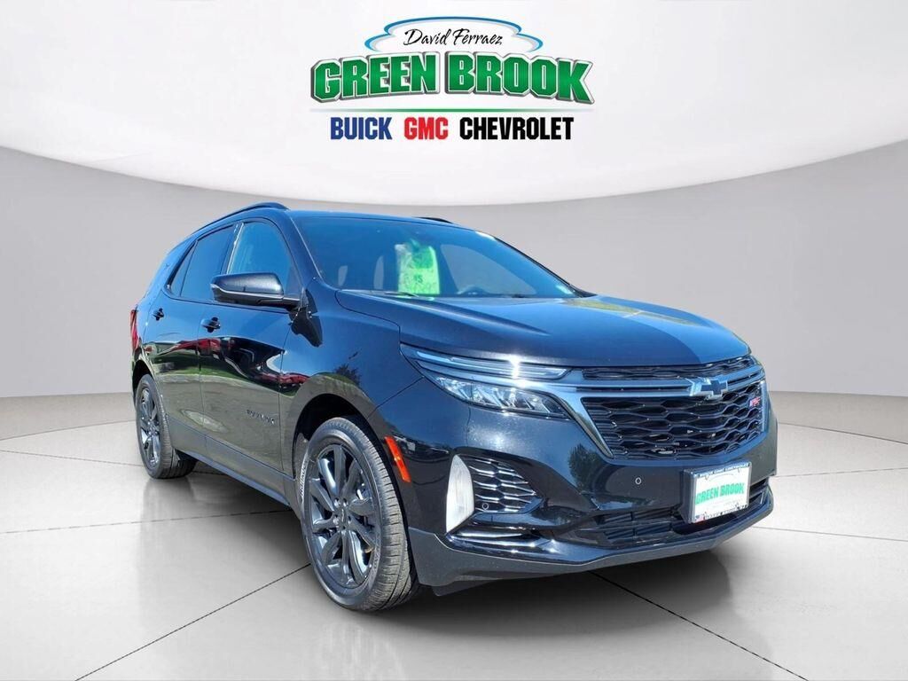 2023 Chevrolet Equinox RS — photo 1 of 26