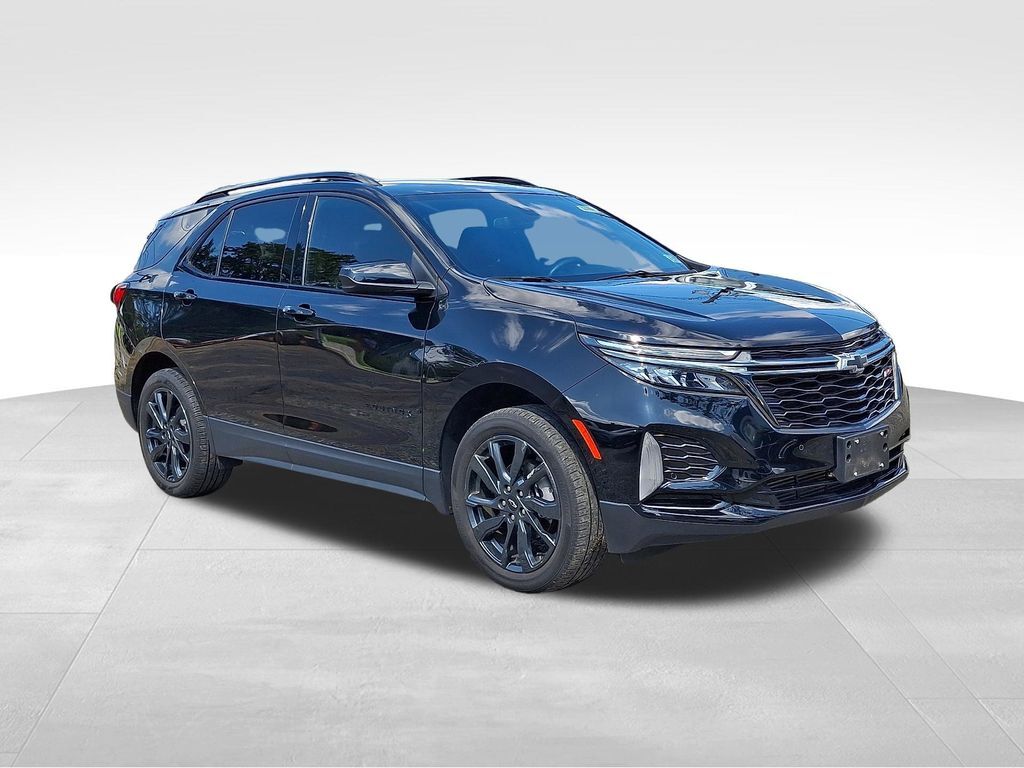2023 Chevrolet Equinox RS — photo 1 of 13