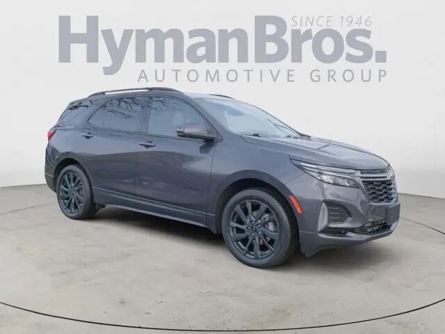 2022 Chevrolet Equinox RS — photo 1 of 13