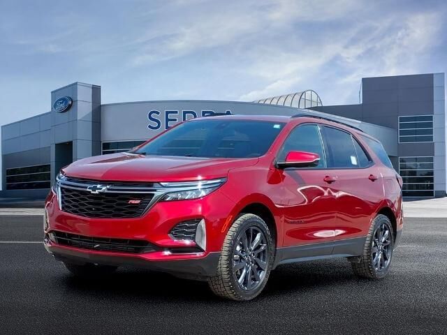 2022 Chevrolet Equinox RS — photo 1 of 13