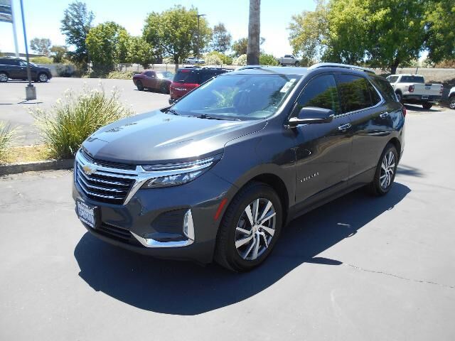2022 Chevrolet Equinox Premier — photo 1 of 13