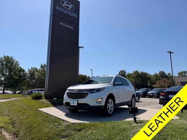 2020 Chevrolet Equinox Premier — photo 1 of 27