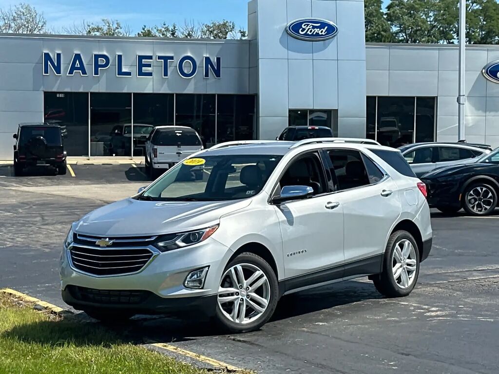 2019 Chevrolet Equinox Premier — photo 1 of 13