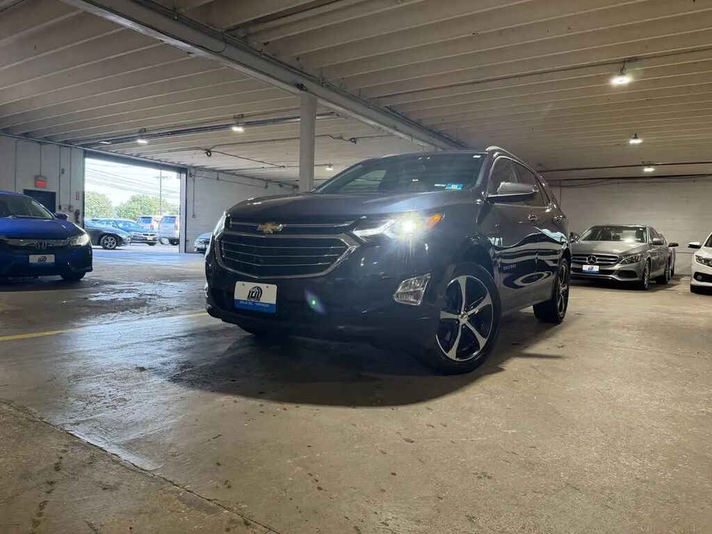 2019 Chevrolet Equinox Premier — photo 1 of 13