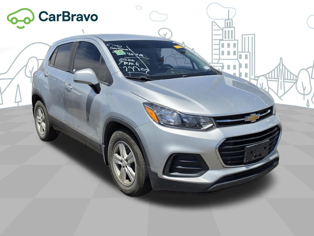 2020 Chevrolet Trax LS — photo 1 of 1