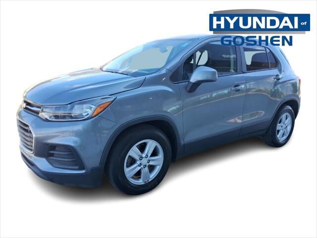 2020 Chevrolet Trax LS — photo 1 of 11