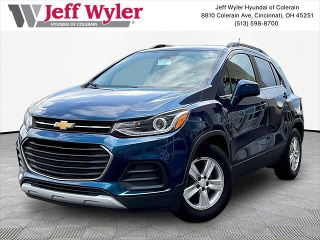 2020 Chevrolet Trax LT — photo 1 of 13