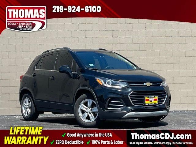 2020 Chevrolet Trax LT — photo 1 of 12