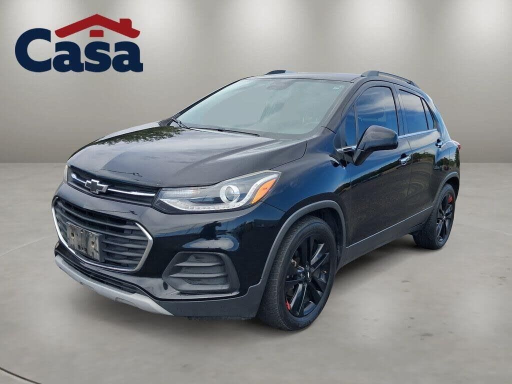 2020 Chevrolet Trax LT — photo 1 of 14