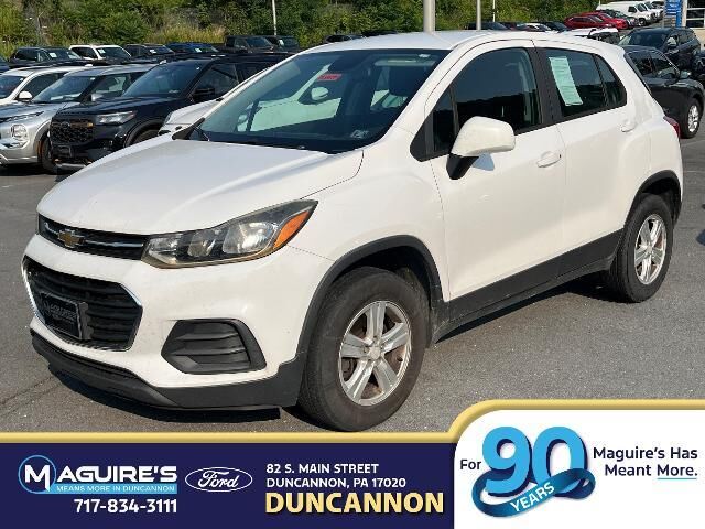 2017 Chevrolet Trax LS — photo 1 of 13