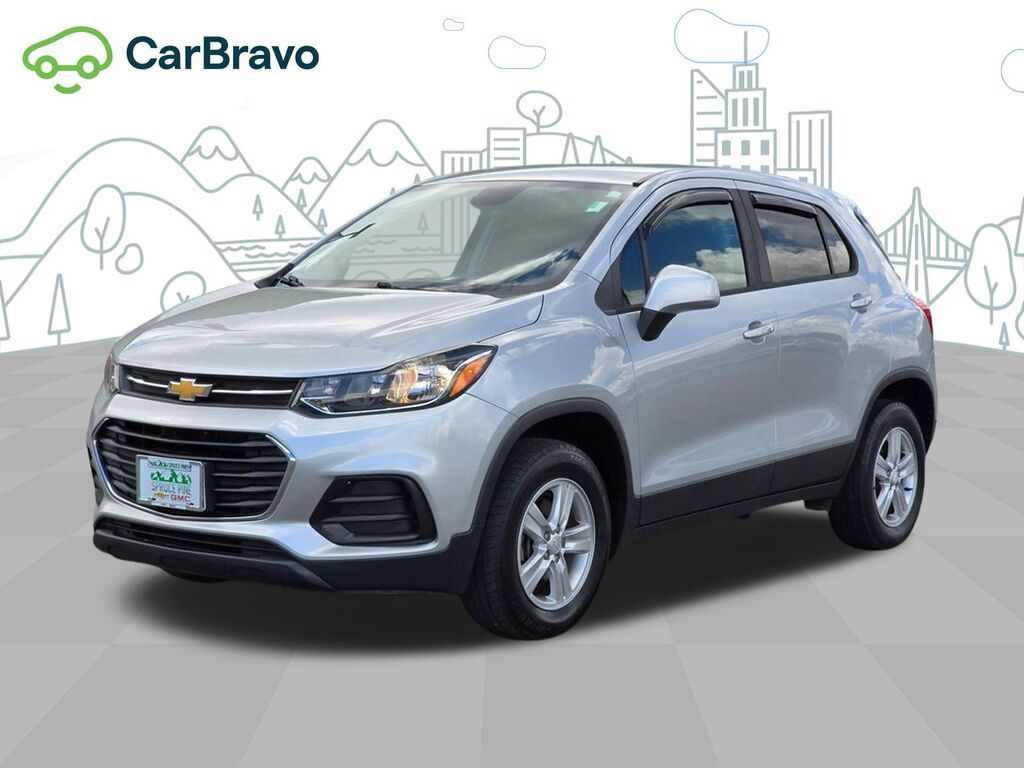2020 Chevrolet Trax LS — photo 1 of 6
