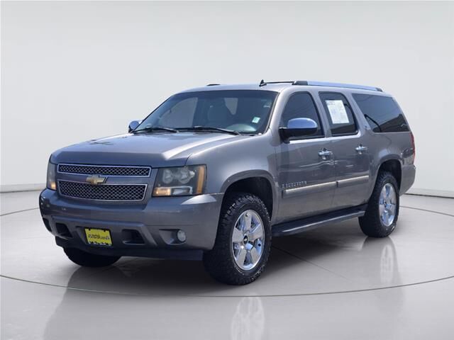 2007 Chevrolet Suburban LT — photo 1 of 26