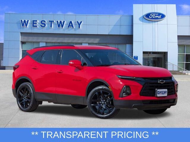 2020 Chevrolet Blazer LT — photo 1 of 12