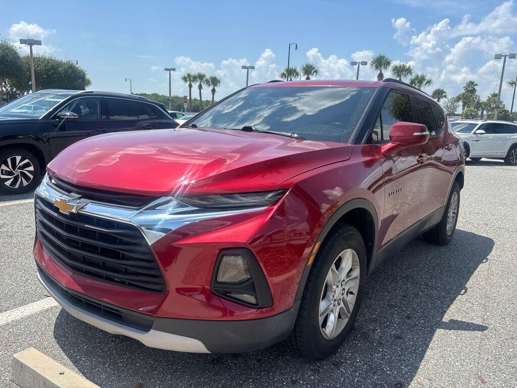 2020 Chevrolet Blazer LT — photo 1 of 21