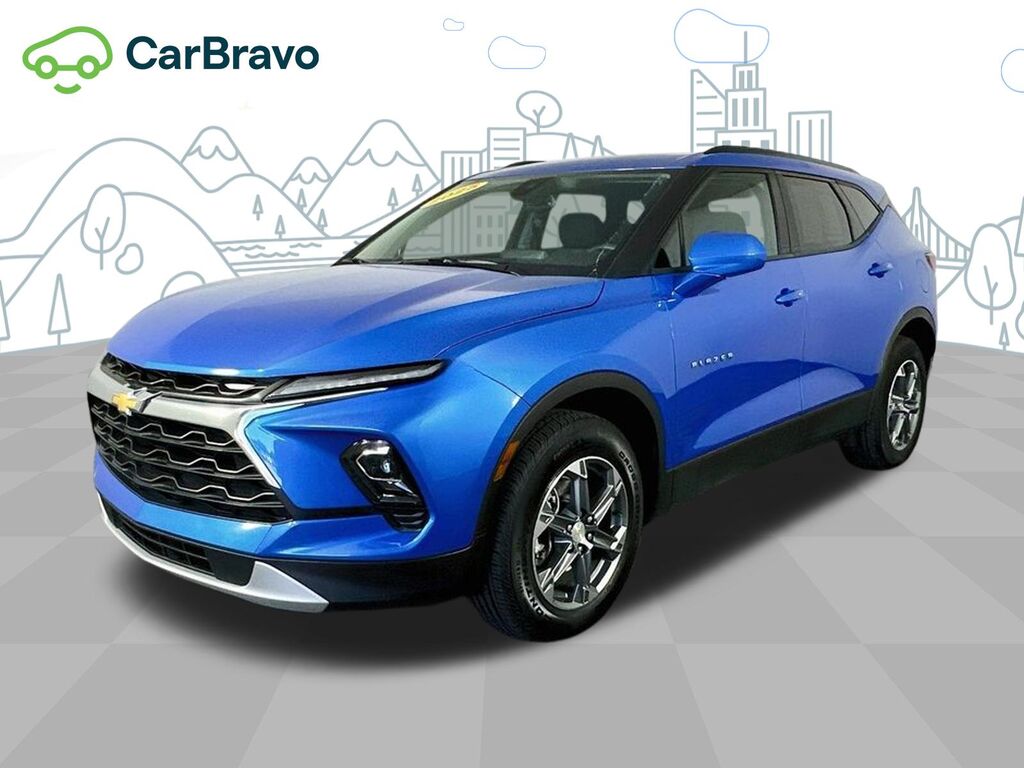 2025 Chevrolet Blazer 2LT — photo 1 of 7