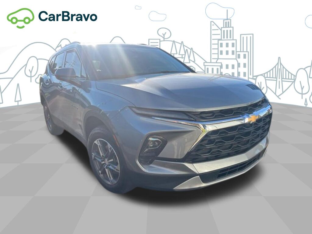 2025 Chevrolet Blazer 2LT — photo 1 of 7