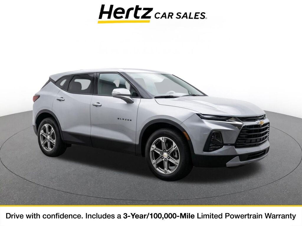 2025 Chevrolet Blazer LT — photo 1 of 9