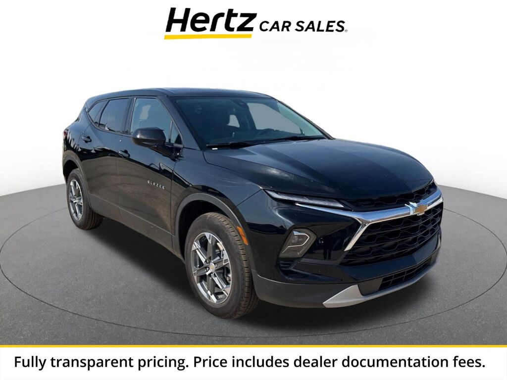 2026 Chevrolet Blazer LT — photo 1 of 13