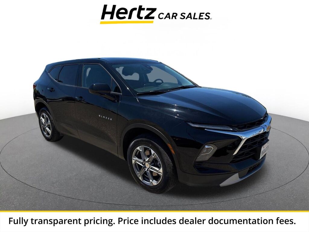 2026 Chevrolet Blazer LT — photo 1 of 13