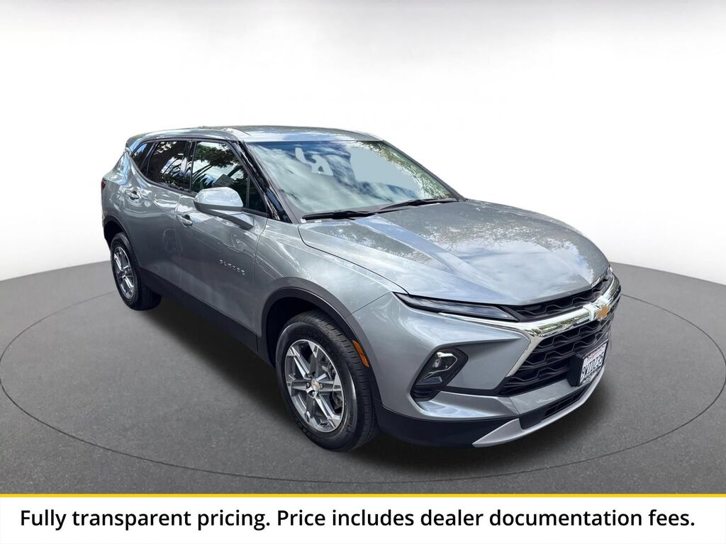 2026 Chevrolet Blazer LT — photo 1 of 2