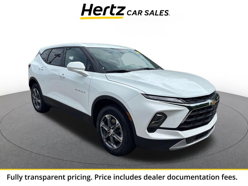 2026 Chevrolet Blazer LT — photo 1 of 13