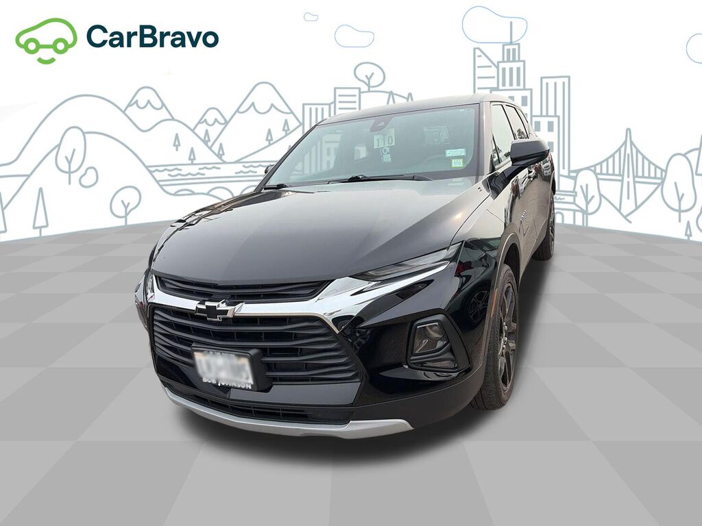 2022 Chevrolet Blazer LT — photo 1 of 6