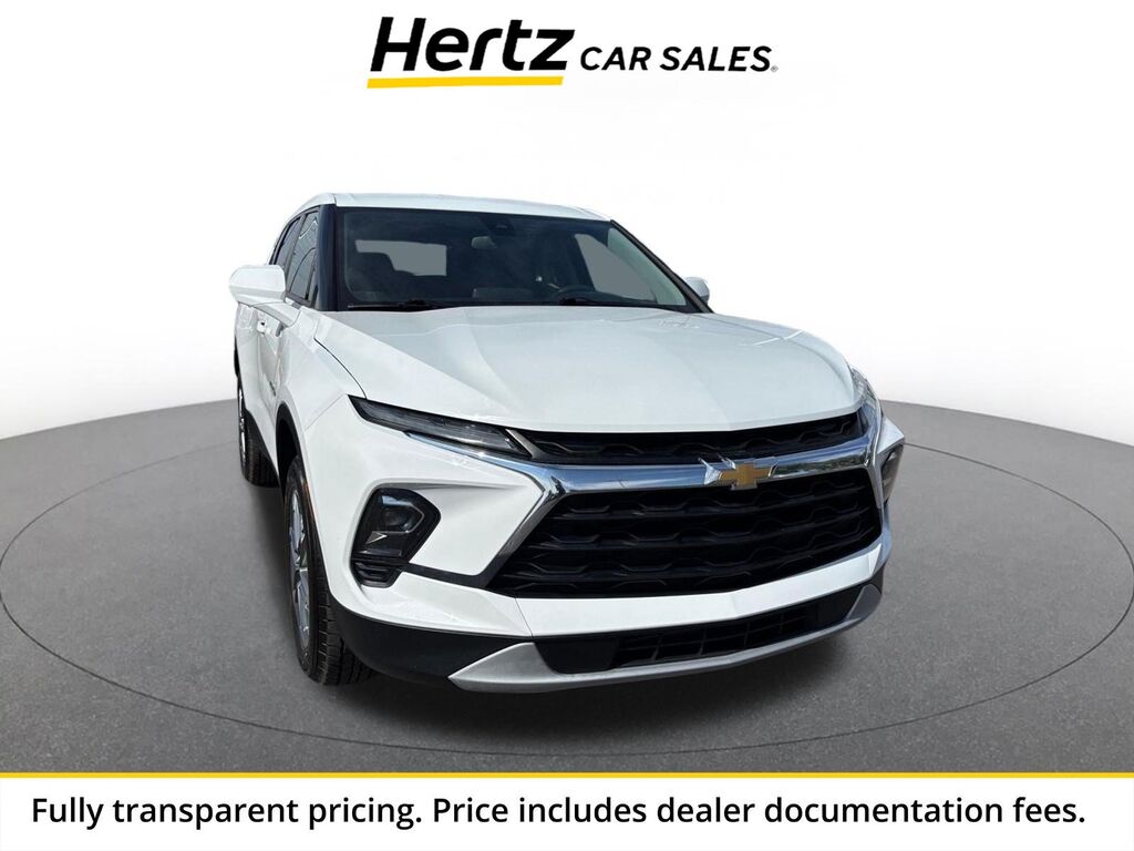 2023 Chevrolet Blazer LT — photo 1 of 14