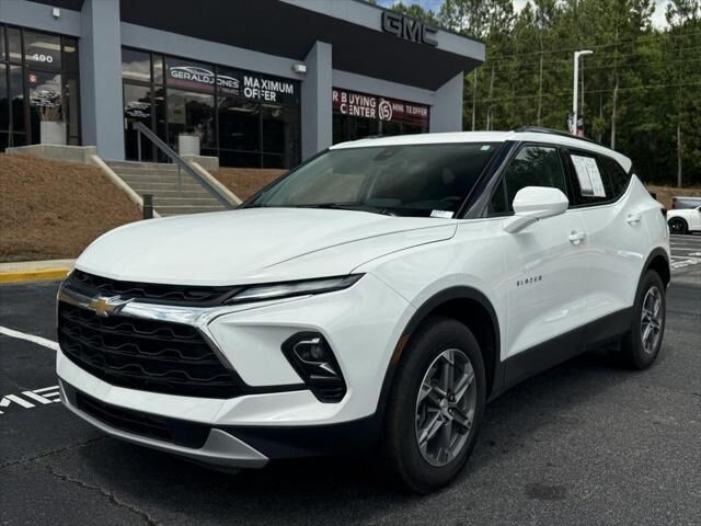 2024 Chevrolet Blazer LT — photo 1 of 13