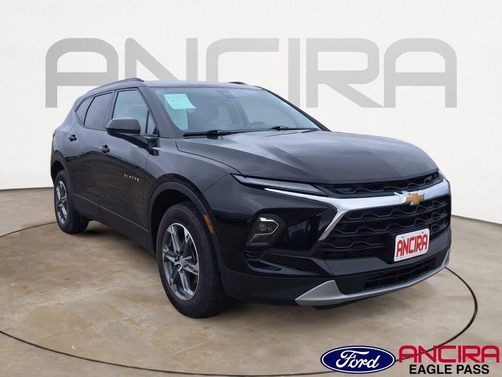 2024 Chevrolet Blazer LT — photo 1 of 1