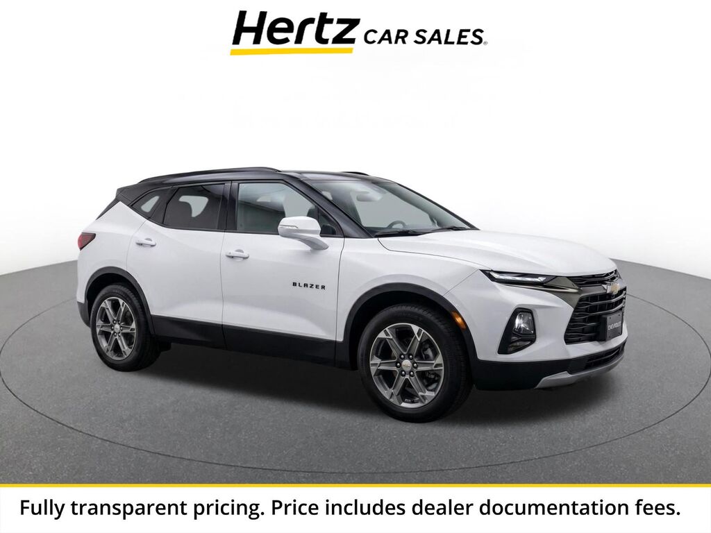 2025 Chevrolet Blazer LT — photo 1 of 23