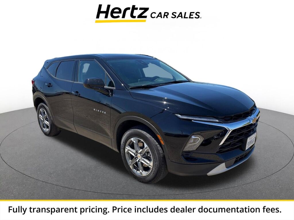2026 Chevrolet Blazer LT — photo 1 of 13