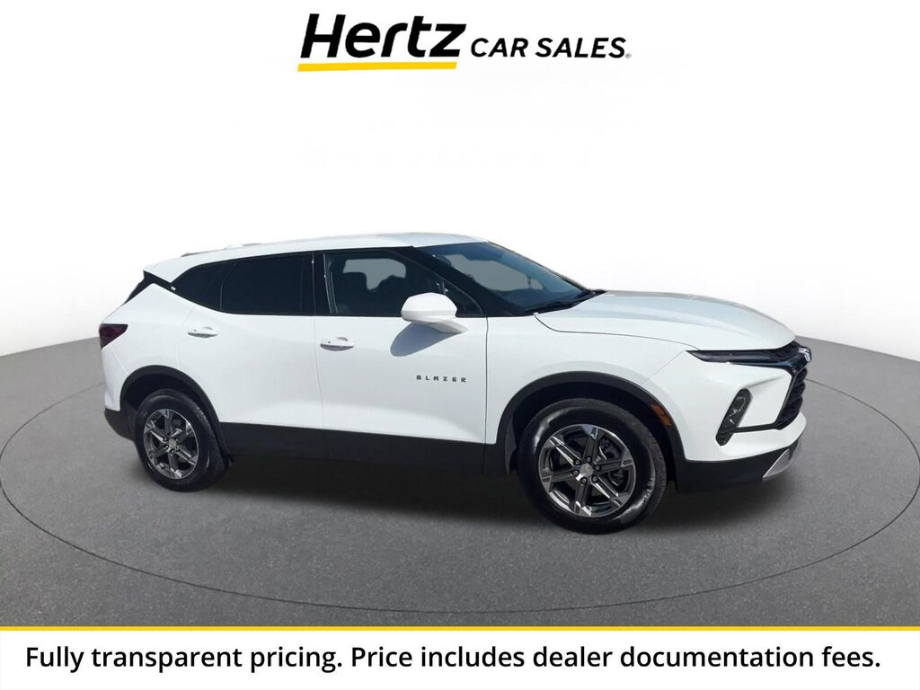 2026 Chevrolet Blazer LT — photo 1 of 13